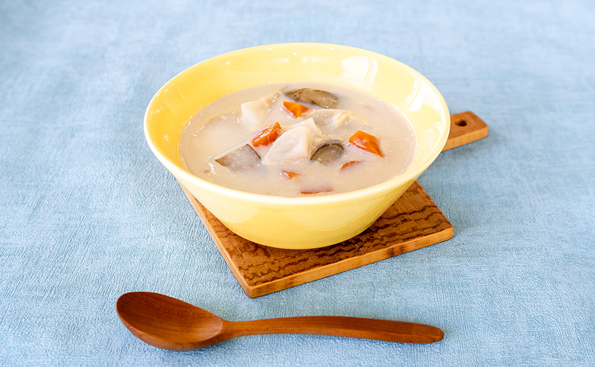 <span>スープ用ジャー活用</span>根菜とほたての豆乳スープ