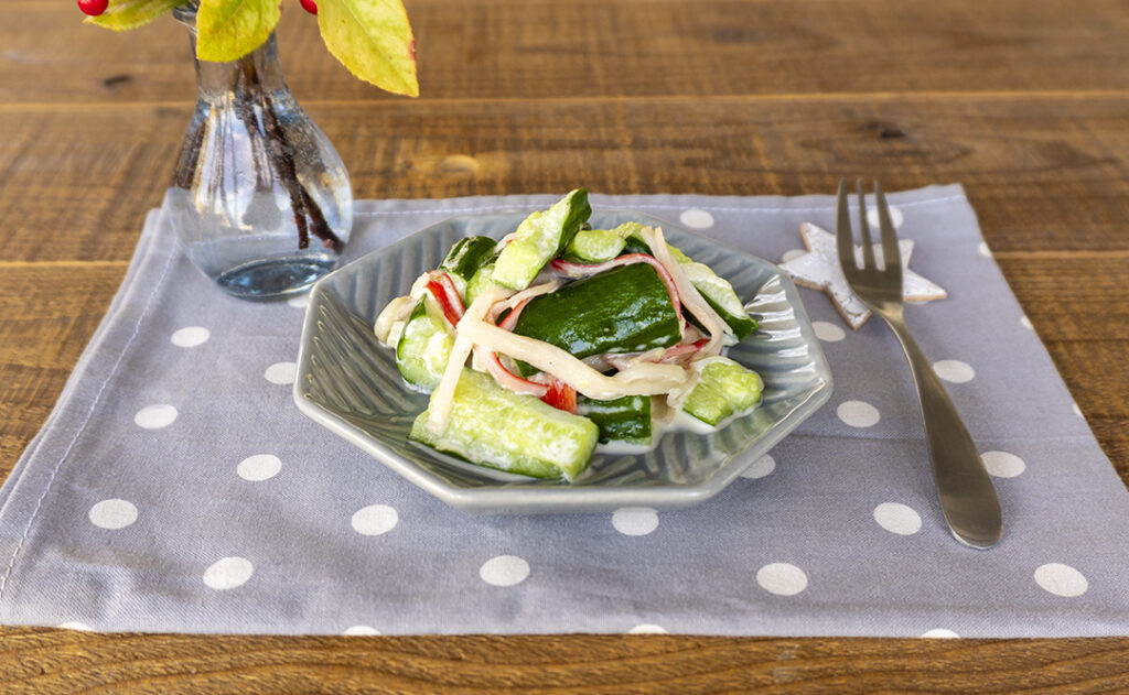 おすすめの1品：たたききゅうりとかにかまのマヨ和え