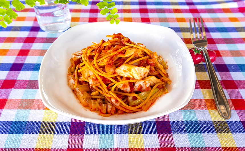 キャベツとツナのトマトスパゲッティ