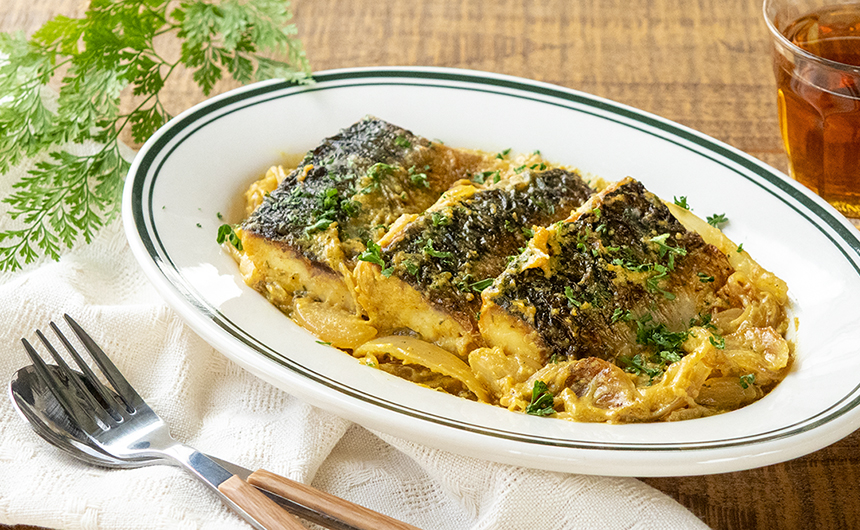 骨抜きさばのクリーミーカレーソース