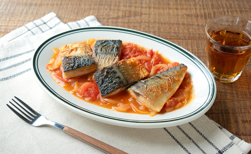 ソースたっぷりさばのトマト煮