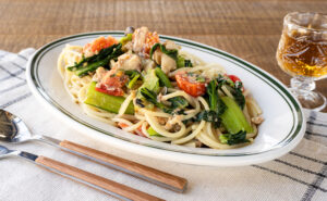 今週のおかず3品：小松菜とサバ缶のスパゲッティ