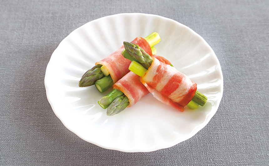 電子レンジでつくるアスパラベーコン